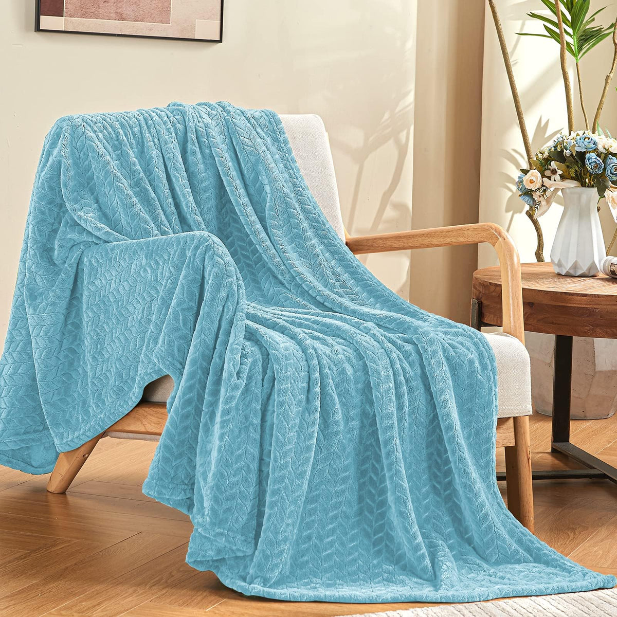Inhand Fleece Throw Blanket, Super Soft Flannel Cozy for Adults, Washable Lightweight for Couch, Sofa, Bed, Office, Warm Plush for All Season, Green, 50"×60"