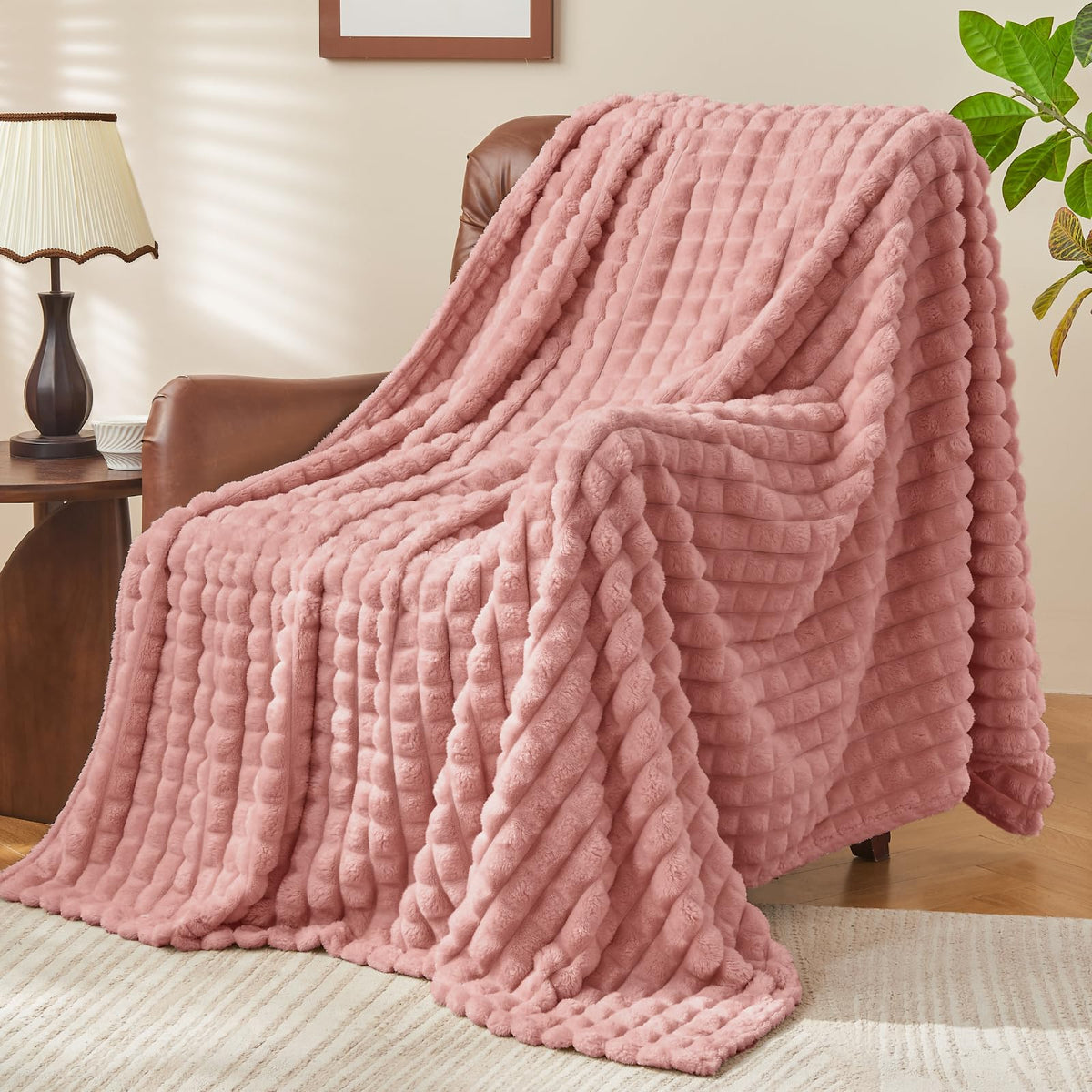 BEDELITE Buffalo Plaid Flannel Fleece Throw Blanket for Couch