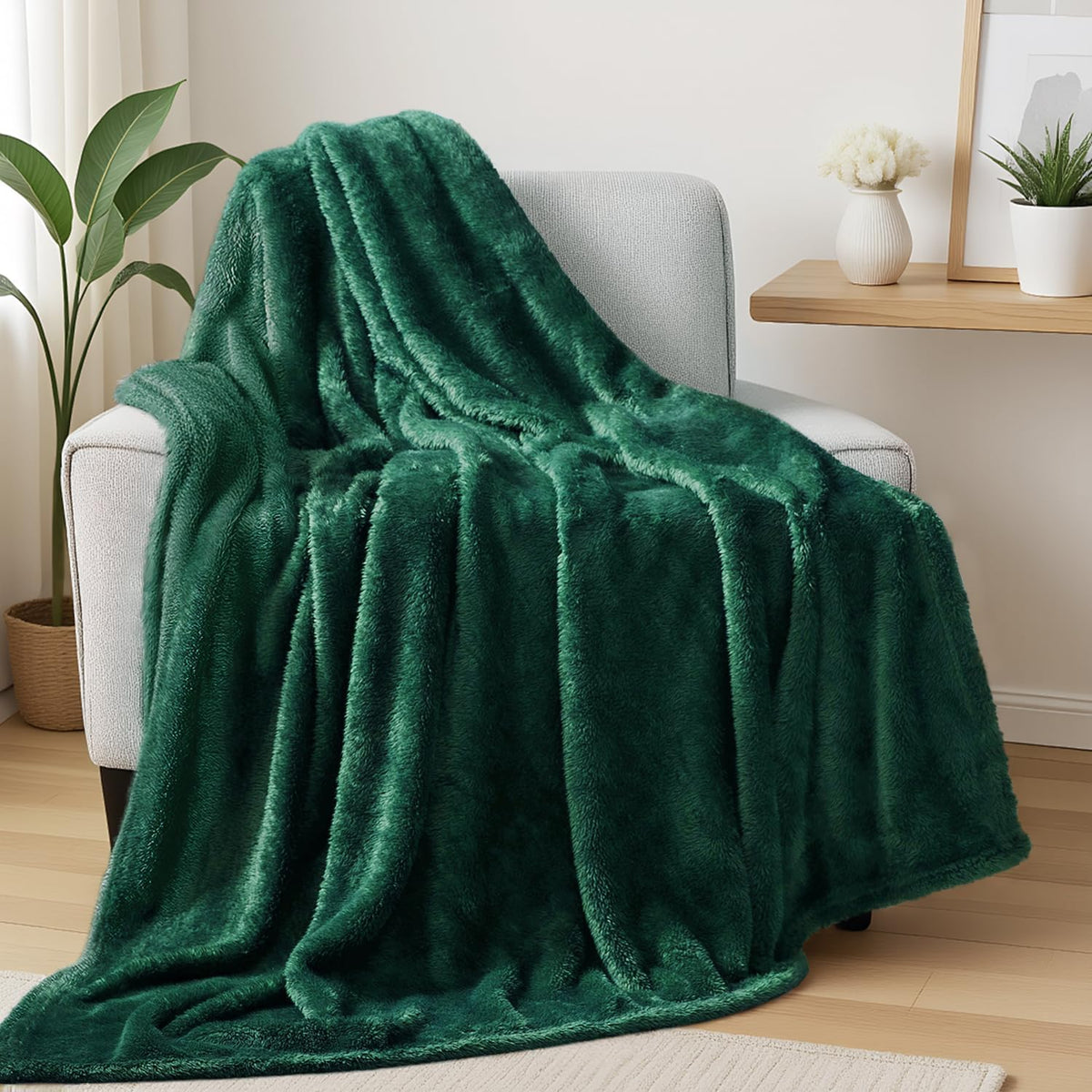 Exclusivo Mezcla Fuzzy Large Fleece Throw Blanket for Couch, Dusty Pink