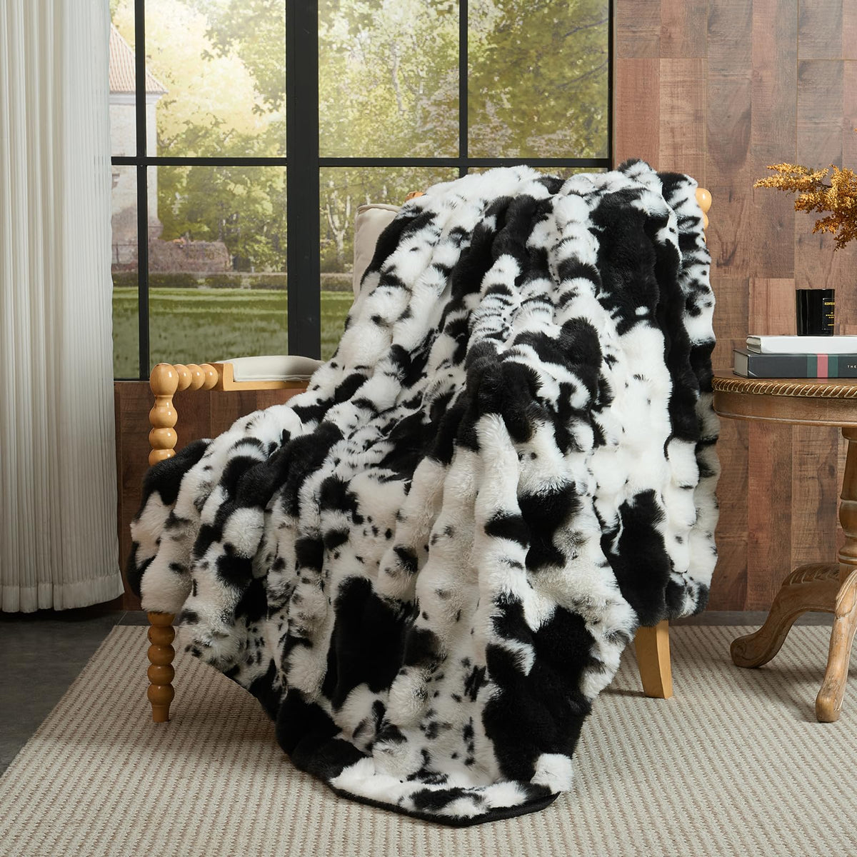 Lotus Karen Faux Fur Throw Blanket Cream White - Big Bubble Rabbit Fluff Blanket for Couch, Small Fluffy Fuzzy Cozy Blanket, Thick Furry Plush Shaggy Blankets, 50x60 Inches