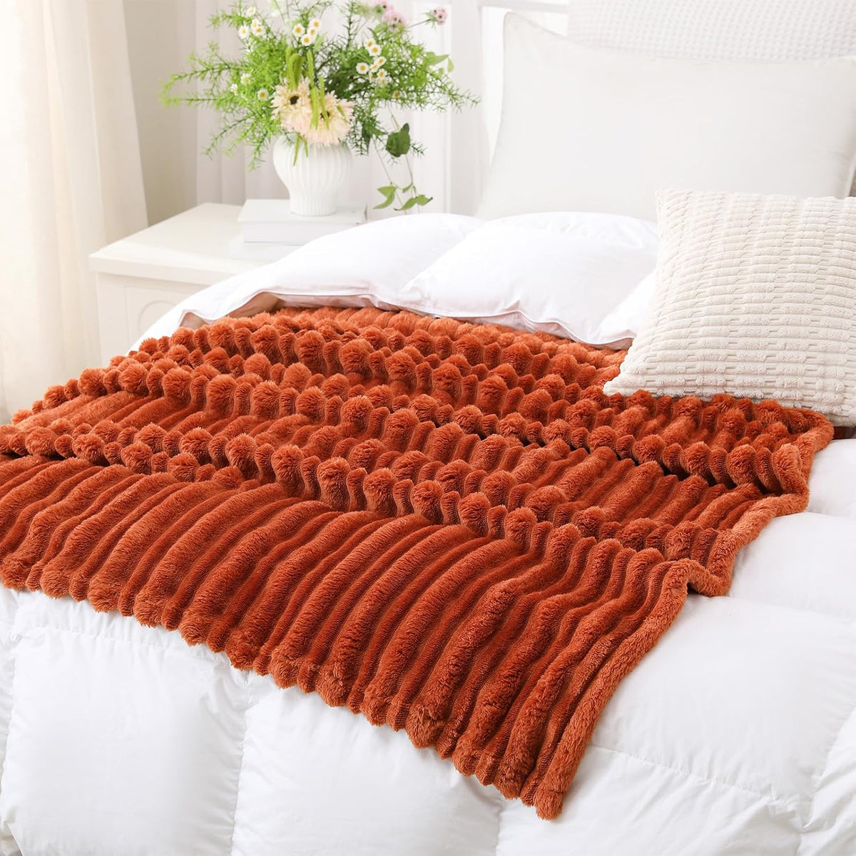 Puncuntex Burnt Orange Soft Throw Blanket 50"×60" for Couch Cozy 3D Striped