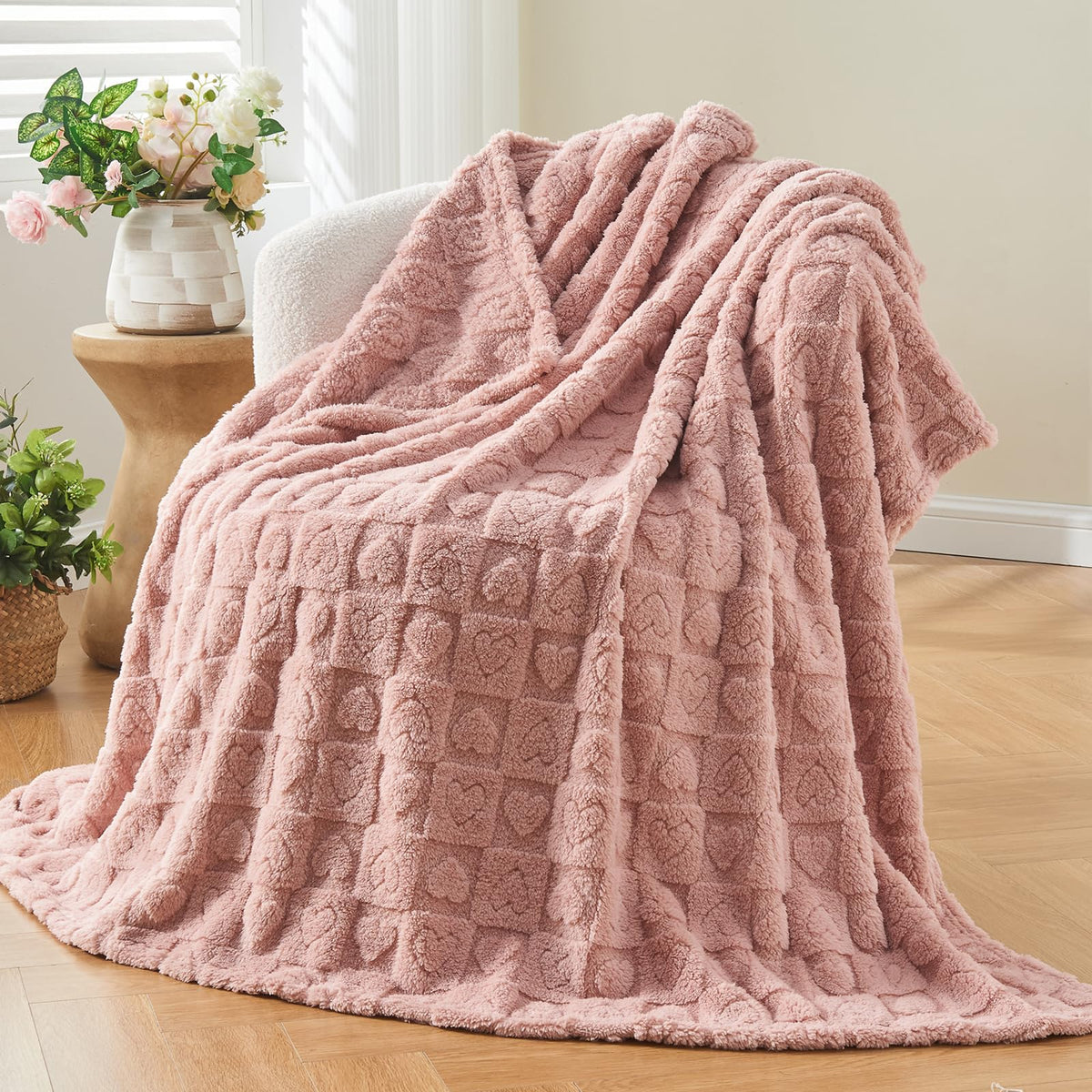 NEWCOSPLAY 3D Checkered Flannel Throw Blanket, Ivory Checkered, 50"x70"