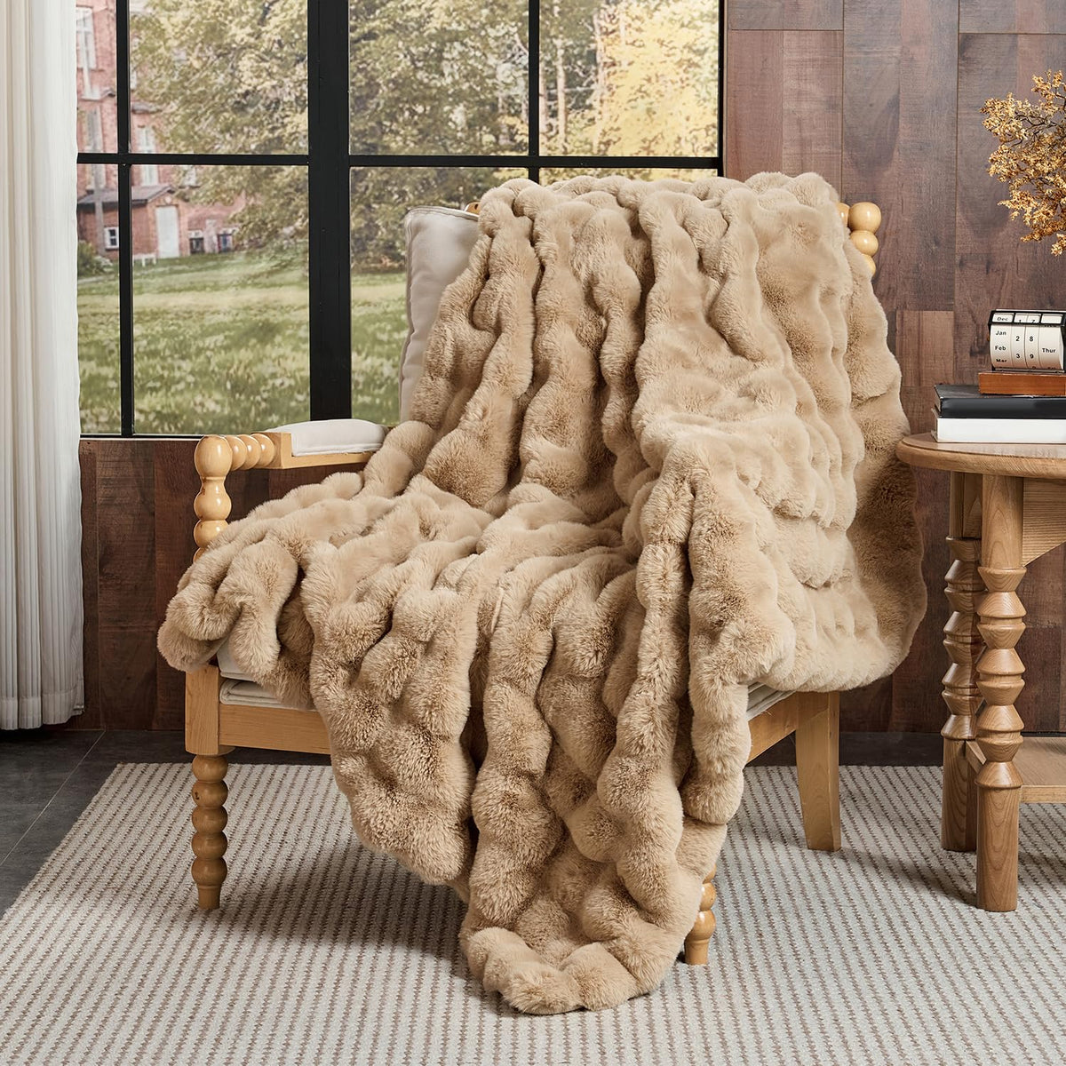 Lotus Karen Faux Fur Throw Blanket Cream White - Big Bubble Rabbit Fluff Blanket for Couch, Small Fluffy Fuzzy Cozy Blanket, Thick Furry Plush Shaggy Blankets, 50x60 Inches