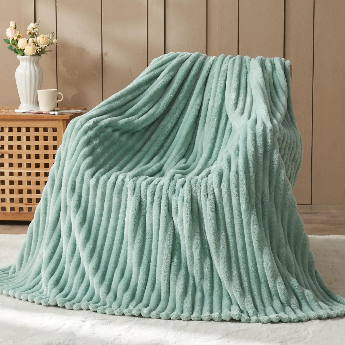 NEWCOSPLAY Fleece Ribbed Cozy Throw Blanket for Couch, Pink, 50"x60"