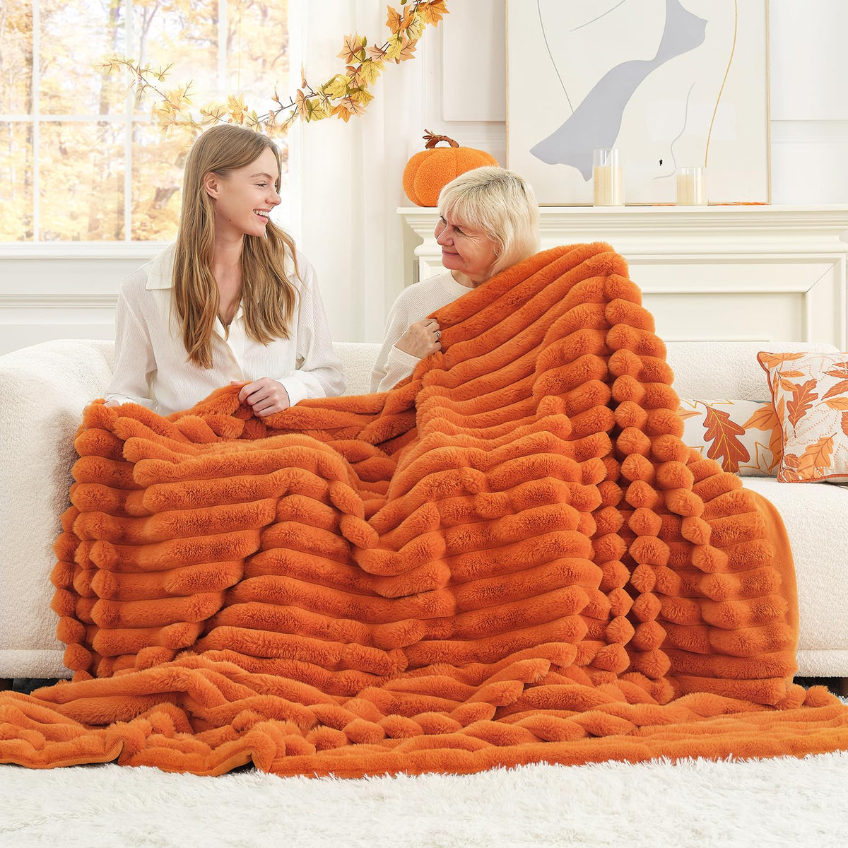 Cozy Bliss Faux Fur Throw Blanket for Couch, Cozy Warm Plush Striped Blanket for Sofa Bedroom Living Room, 50 * 60 Inches Black