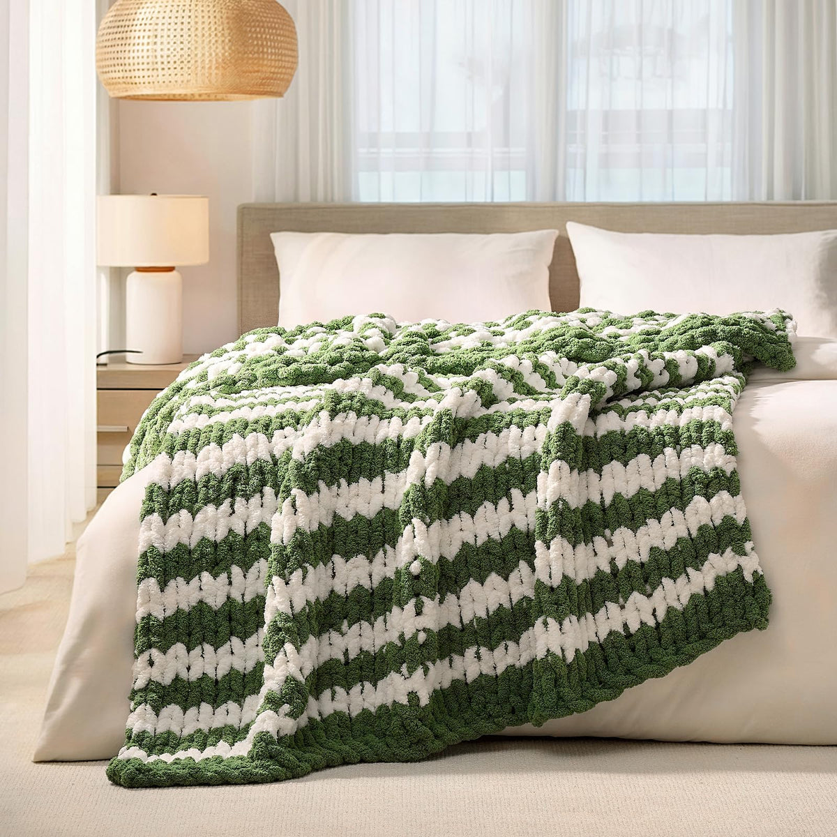 L'AGRATY Chunky Knit Throw Blanket for Couch, 50'' x 60'' Knit Throw, Ivory
