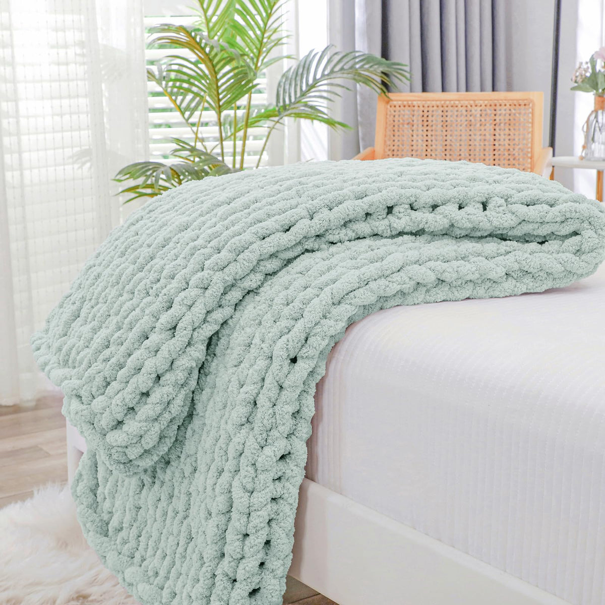 Bigacogo Chunky Knit Throw Blanket for Couch, 40x60 inches, Beige