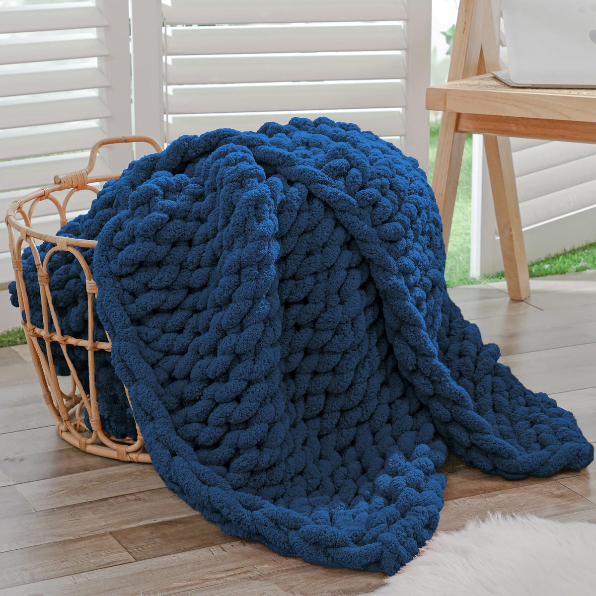 Bigacogo Chunky Knit Throw Blanket for Couch, 40x60 inches, Beige