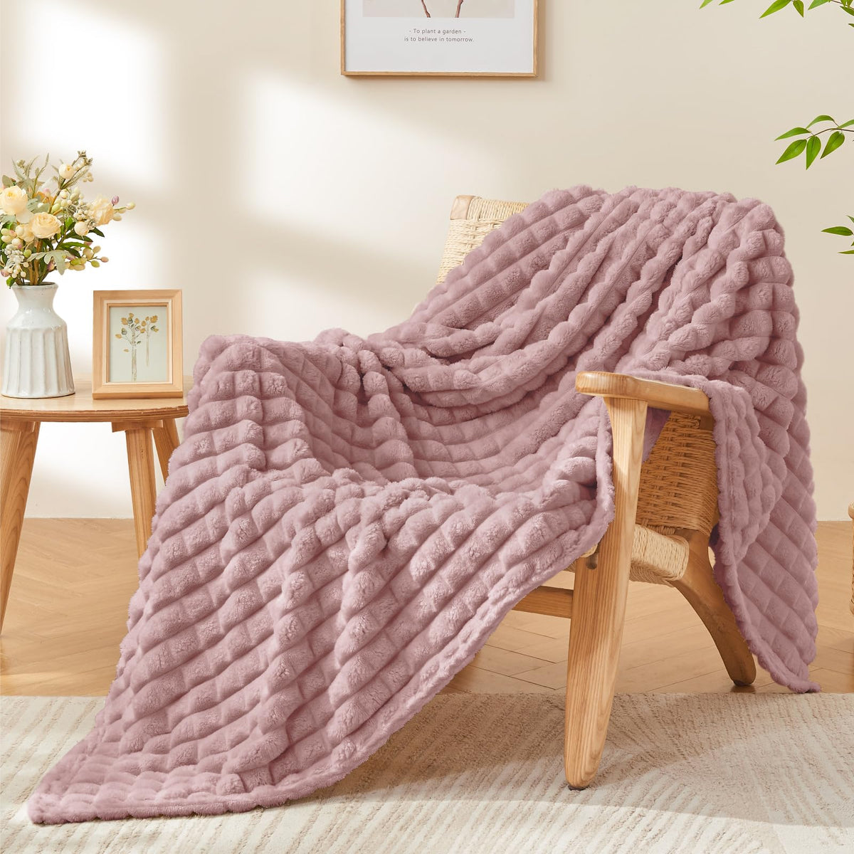 BEDELITE Buffalo Plaid Flannel Fleece Throw Blanket for Couch