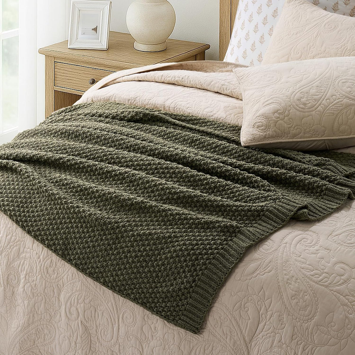 EVERGRACEHOME Chunky Chenille Knit Throw Blanket, 50 x 60, Olive Green
