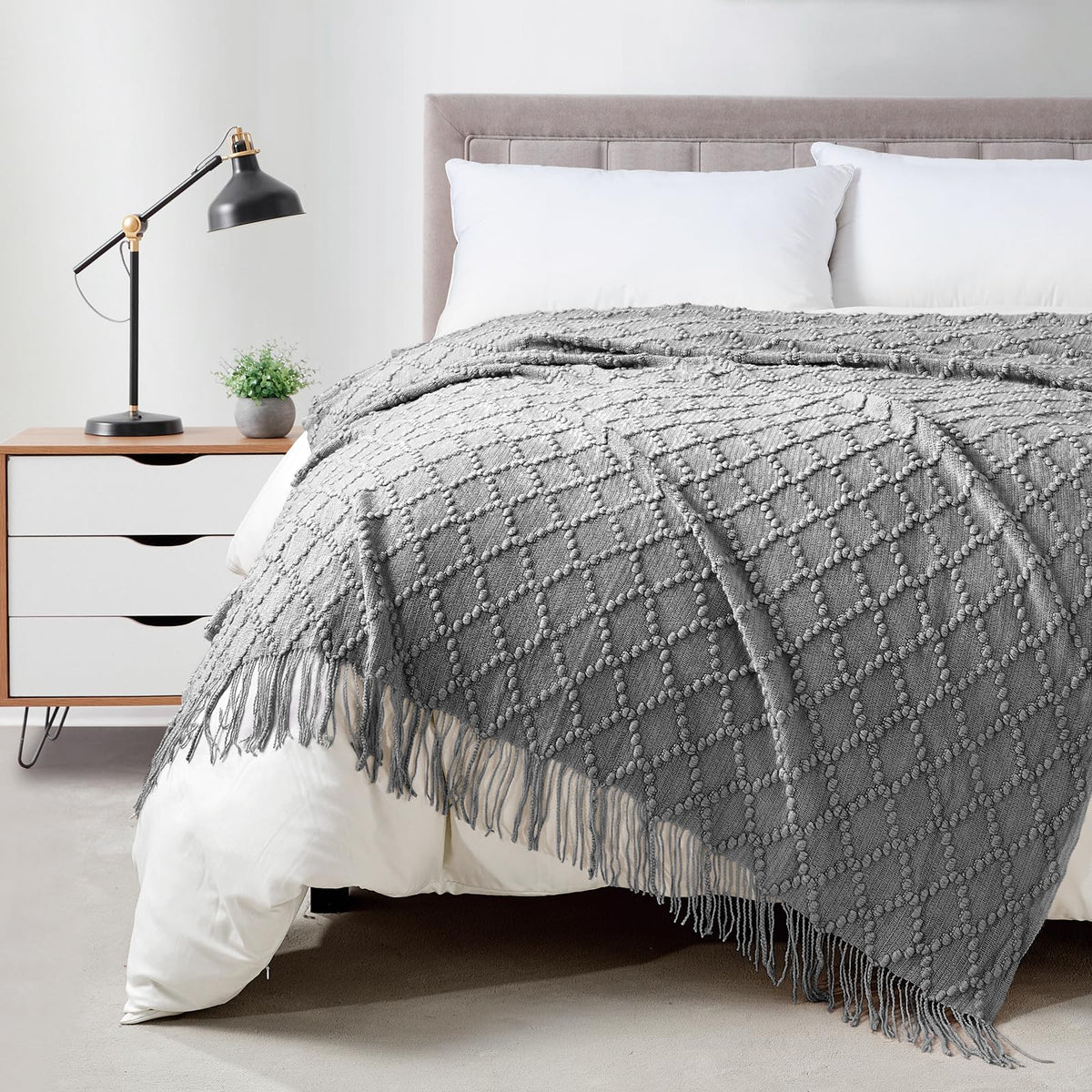 BOURINA Beige Throw Blanket 50x60 Inch Boho Knitted Soft Throw Sofa Blanket