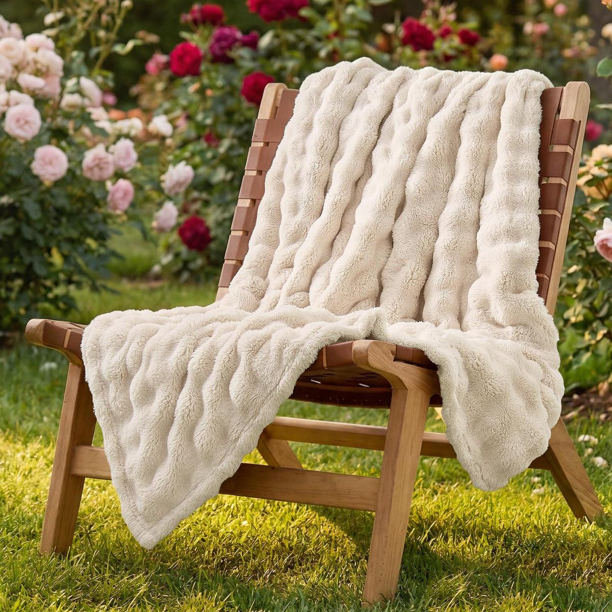 Lotus Karen 3D Bubble Fleece Blanket for Couch - Ultra Soft Fluffy White Throw Blanket for Sofa Bedroom, Lightweight Cozy Throw for All Season, Adults Women Kids Off White, 50"x60"
