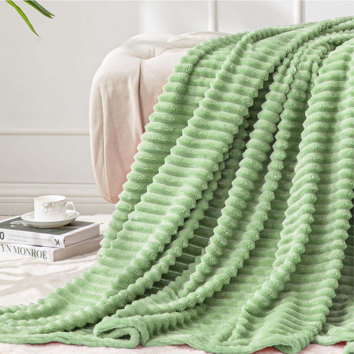 BEDELITE 3D Ribbed Jacquard Pink Fleece Throw Blanket for Couch, 50x60 Inch