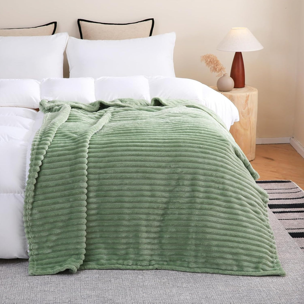 Sage Green Fleece Throw Blanket 50”×60” for Couch Sofa Livingroom