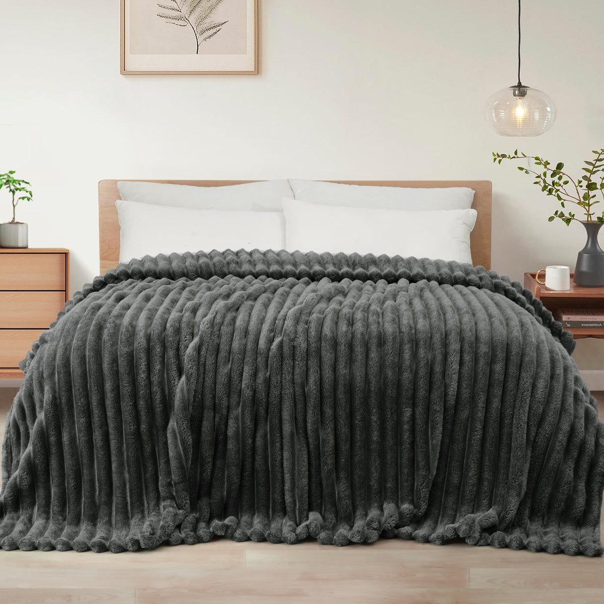Exclusivo Mezcla Striped Fleece Throw Blanket for Couch, Sofa, Bed, 50"x60"