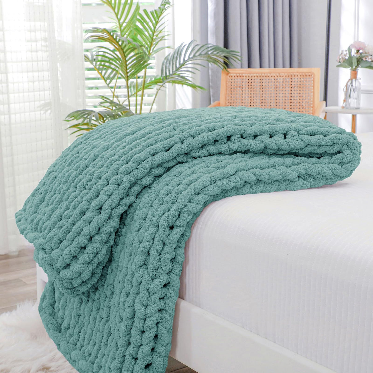 Bigacogo Chunky Knit Throw Blanket for Couch, 40x60 inches, Beige