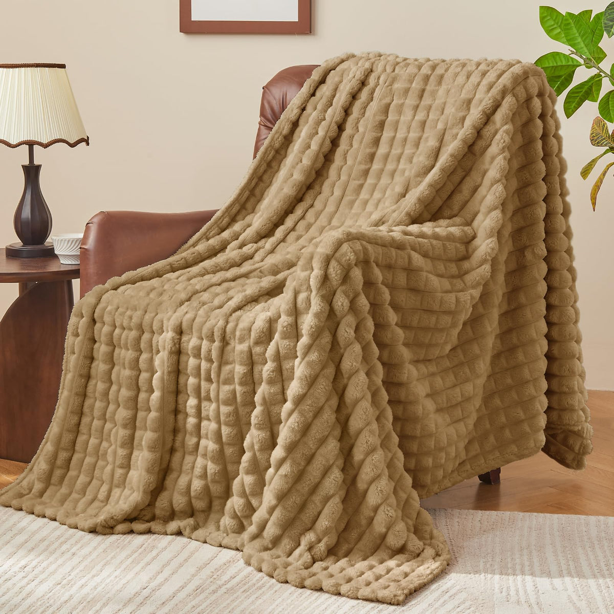 BEDELITE Buffalo Plaid Flannel Fleece Throw Blanket for Couch