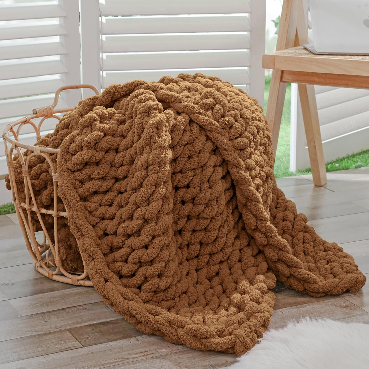 Bigacogo Chunky Knit Throw Blanket for Couch, 40x60 inches, Beige
