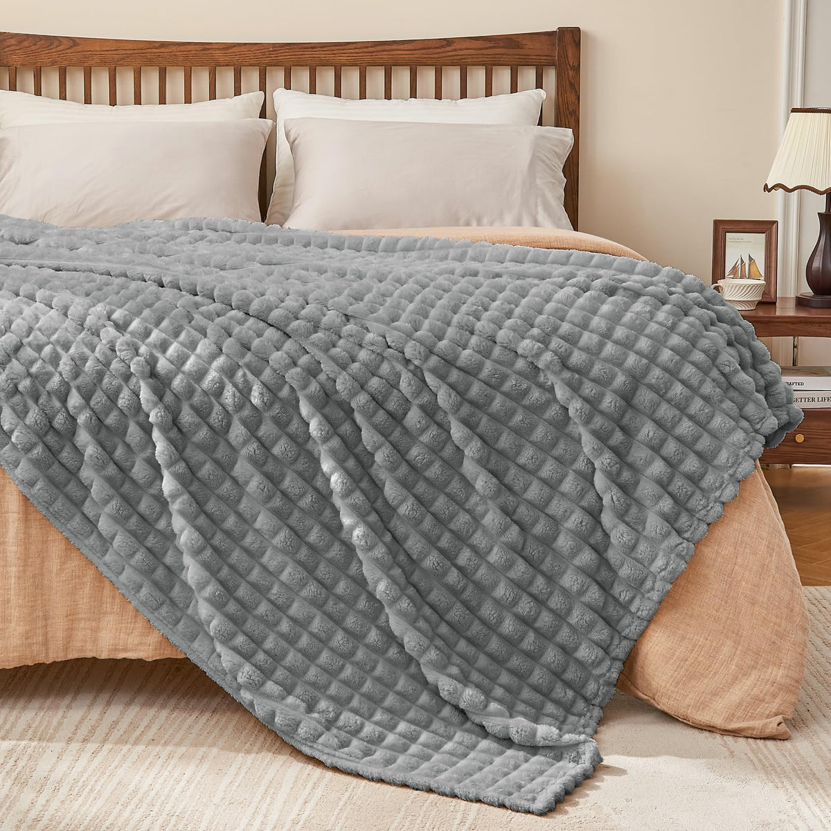 BEDELITE Buffalo Plaid Flannel Fleece Throw Blanket for Couch