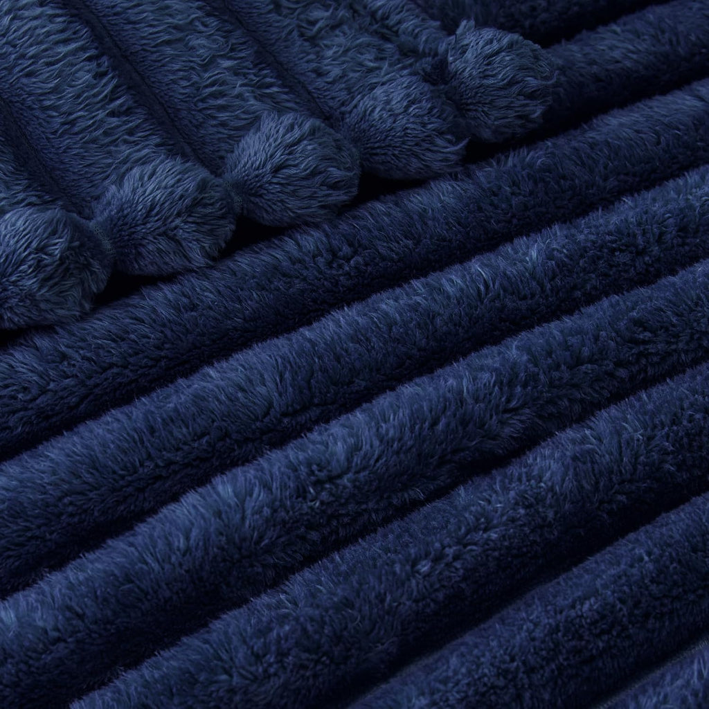 Exclusivo Mezcla Striped Fleece Throw Blanket for Couch, Sofa, Bed, 50"x60"