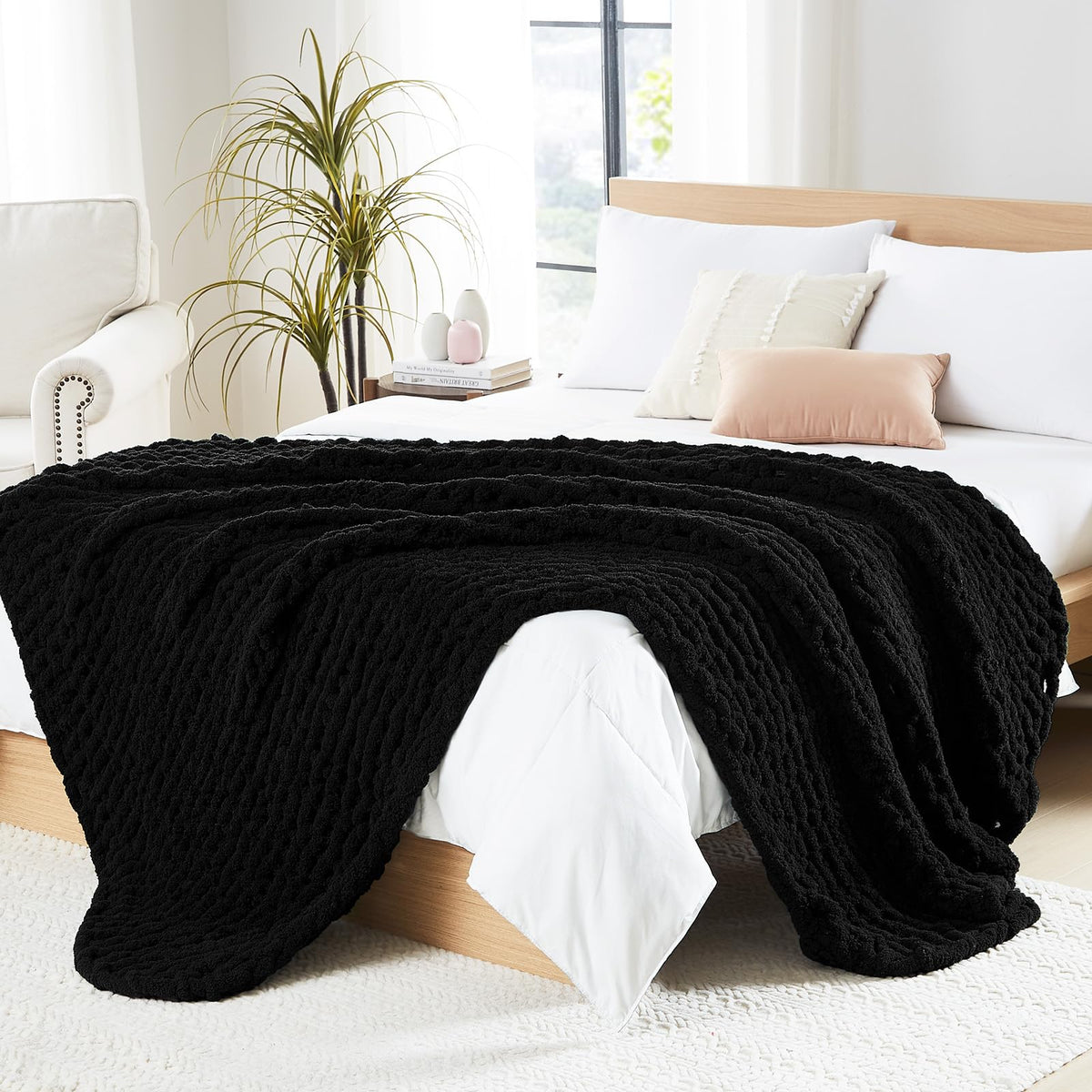 L'AGRATY Chunky Knit Throw Blanket for Couch, 50'' x 60'' Knit Throw, Ivory