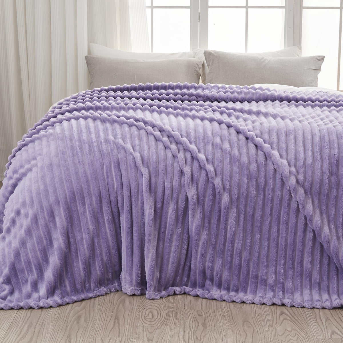 NEWCOSPLAY Fleece Ribbed Cozy Throw Blanket for Couch, Pink, 50"x60"