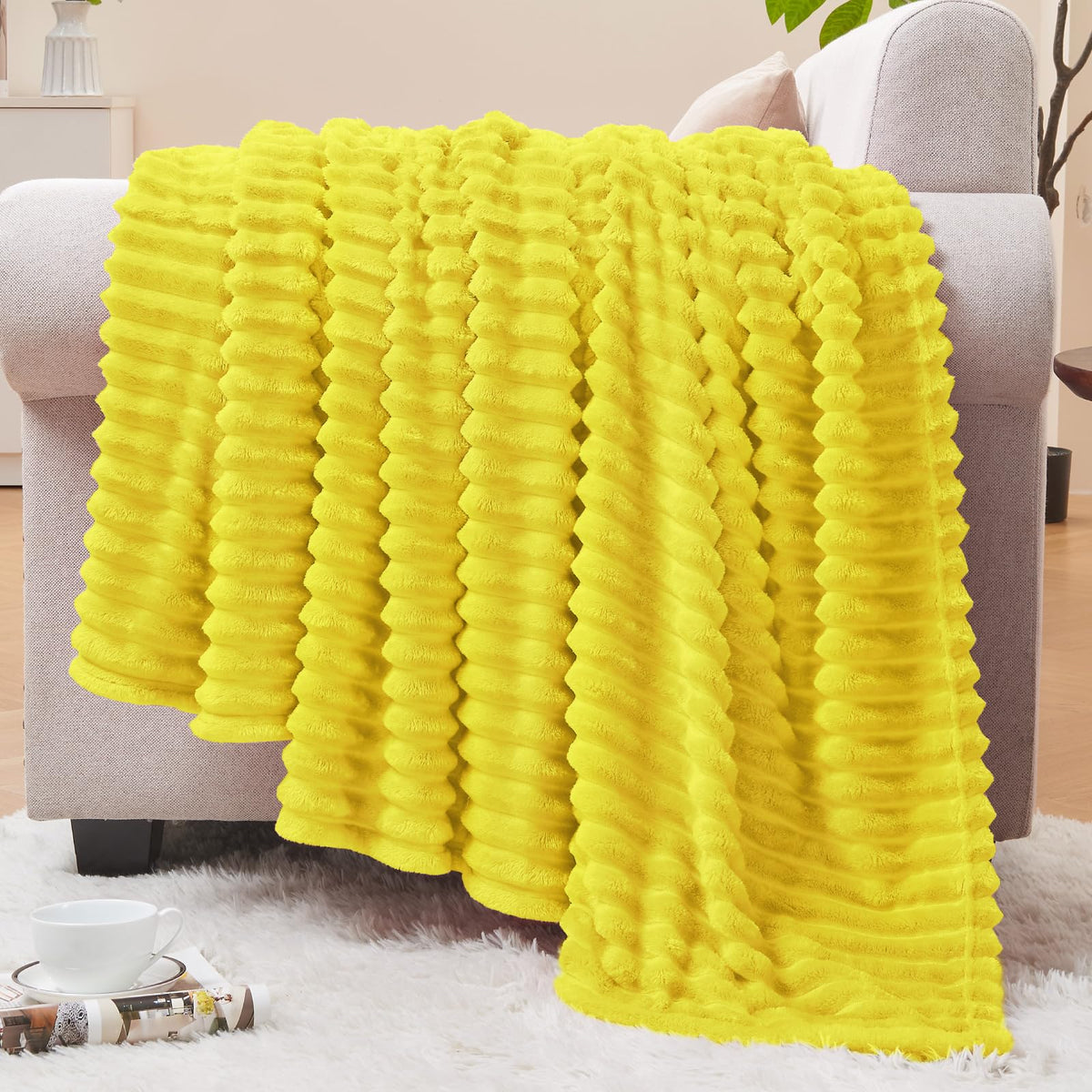 BEDELITE 3D Ribbed Jacquard Pink Fleece Throw Blanket for Couch, 50x60 Inch