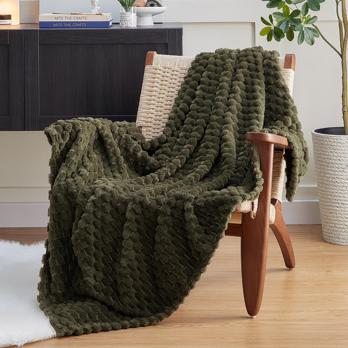 EXQ Home Turtle Shell Throw Blanket Beige for Couch Gentle Soft Fleece