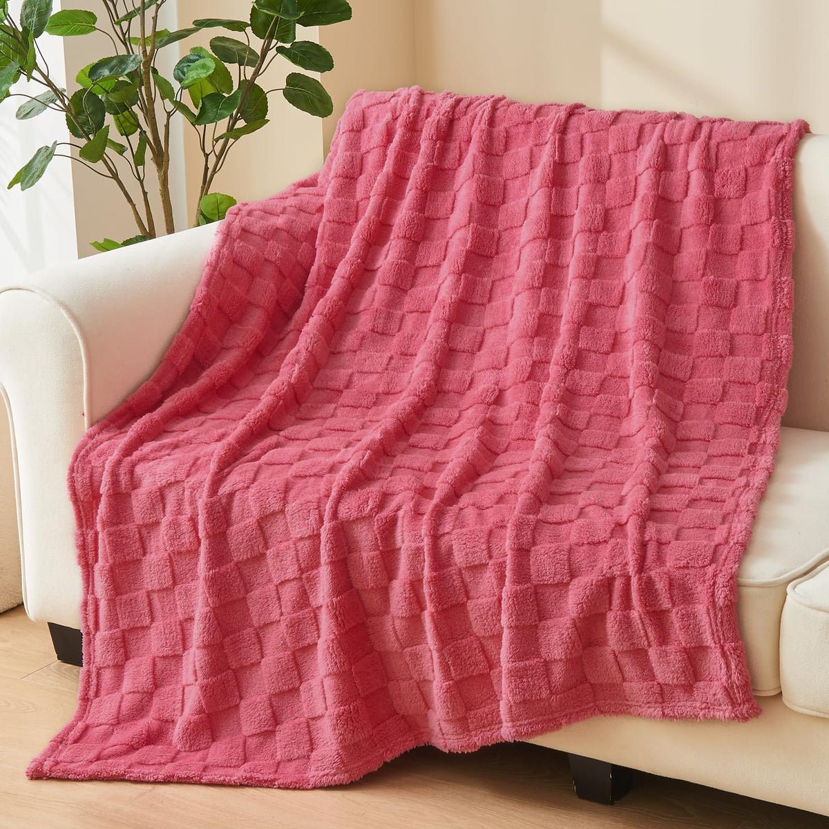NEWCOSPLAY 3D Checkered Flannel Throw Blanket, Ivory Checkered, 50"x70"