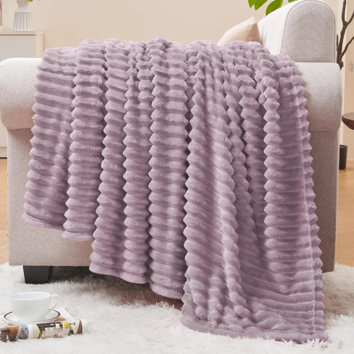 BEDELITE 3D Ribbed Jacquard Pink Fleece Throw Blanket for Couch, 50x60 Inch