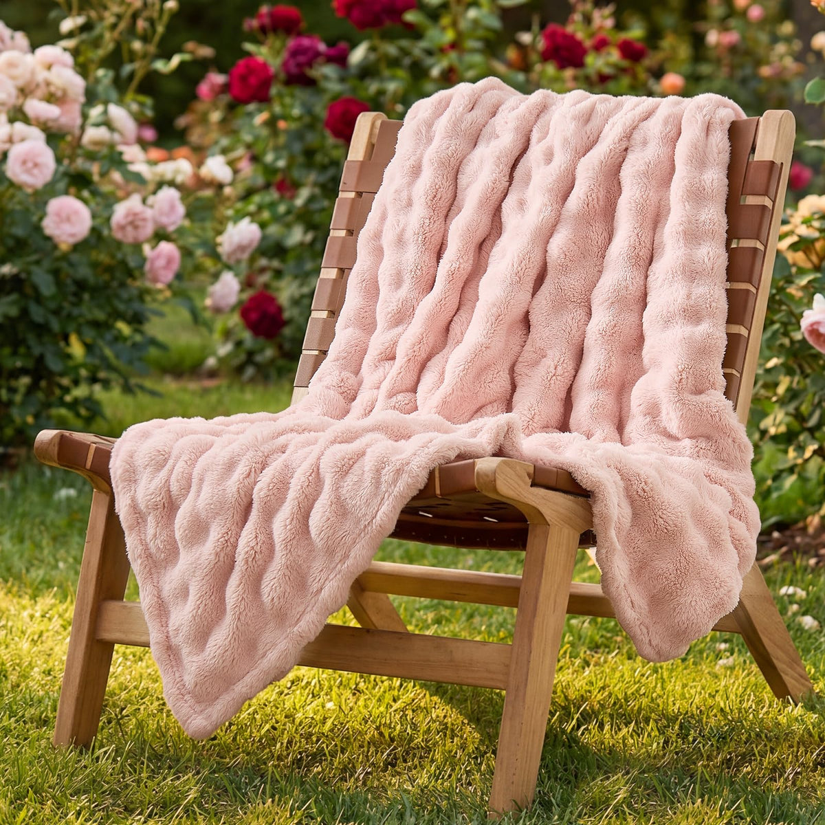 Lotus Karen 3D Bubble Fleece Blanket for Couch - Ultra Soft Fluffy White Throw Blanket for Sofa Bedroom, Lightweight Cozy Throw for All Season, Adults Women Kids Off White, 50"x60"