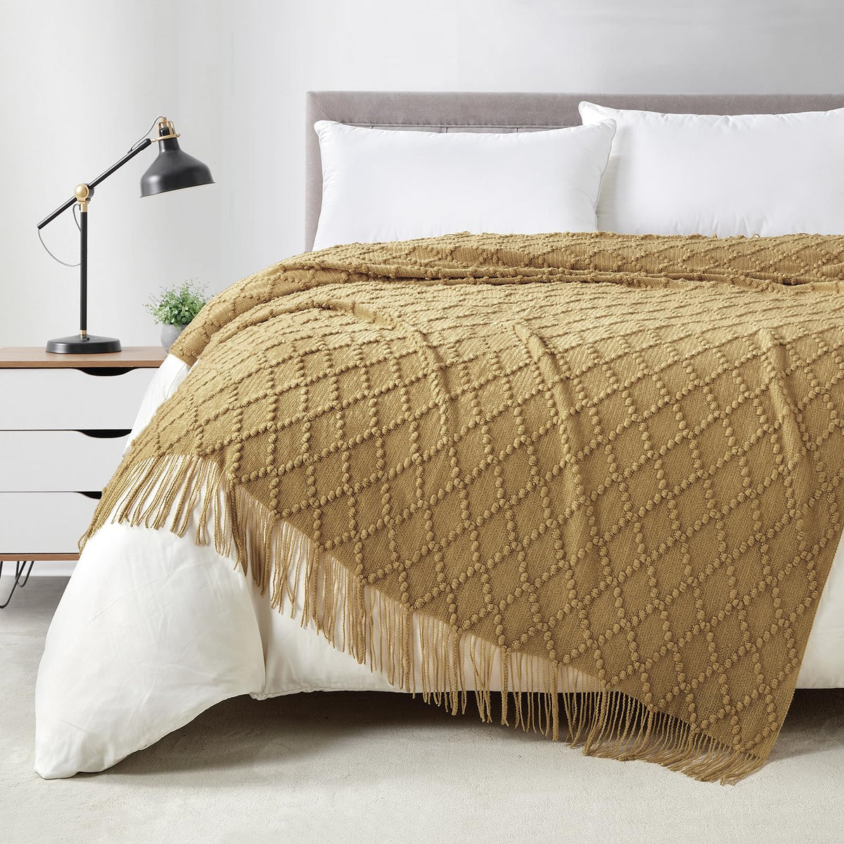 BOURINA Beige Throw Blanket 50x60 Inch Boho Knitted Soft Throw Sofa Blanket
