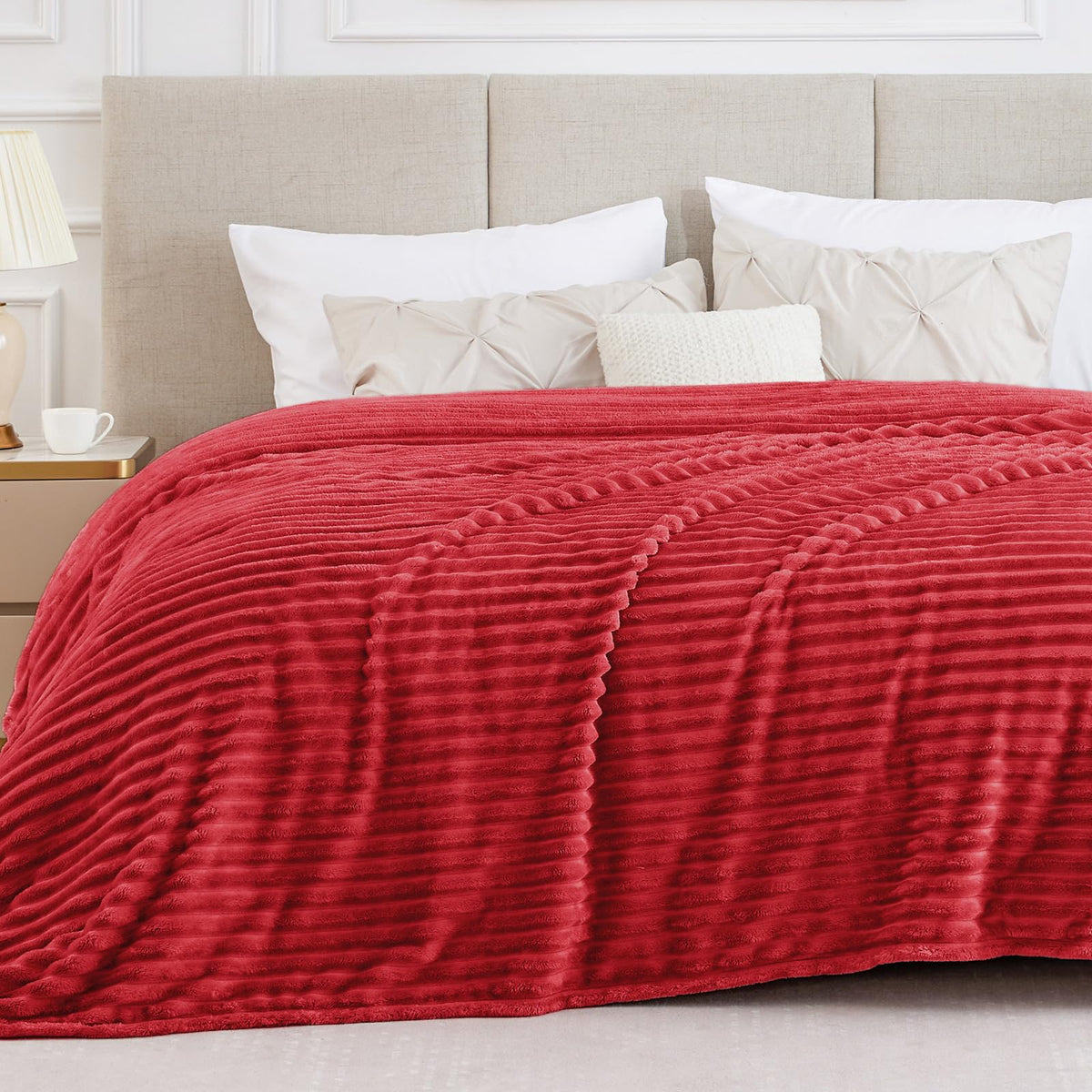 BEDELITE Ribbed Fleece Throw Blanket for Couch, Cream, 50"x60"