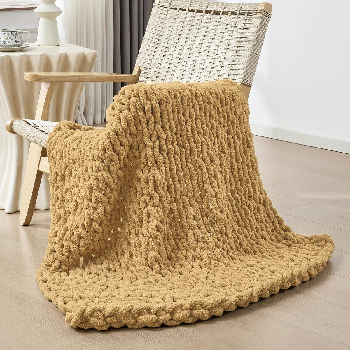 Bigacogo Chunky Knit Throw Blanket for Couch, 40x60 inches, Beige