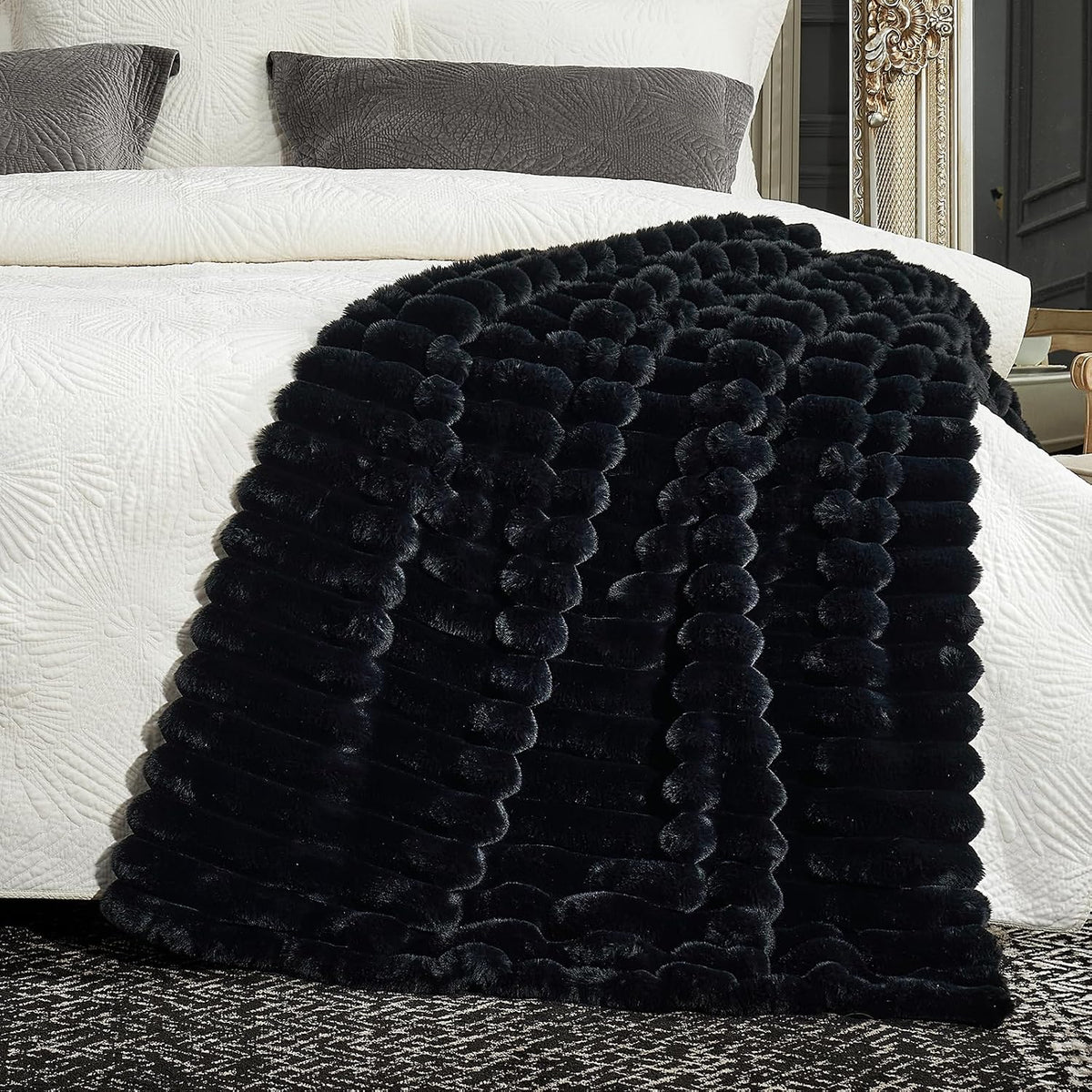 Cozy Bliss Faux Fur Throw Blanket for Couch, Cozy Warm Plush Striped Blanket for Sofa Bedroom Living Room, 50 * 60 Inches Black