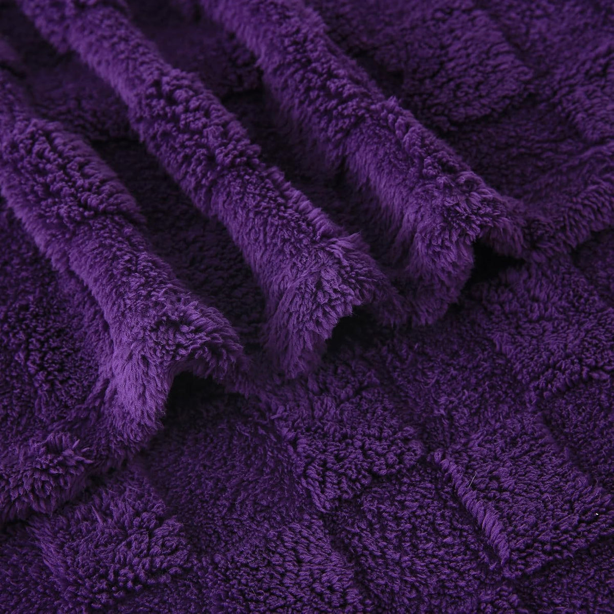 Deep Purple Fleece Throw Blanket 50”×60”Checkered Design for Couch