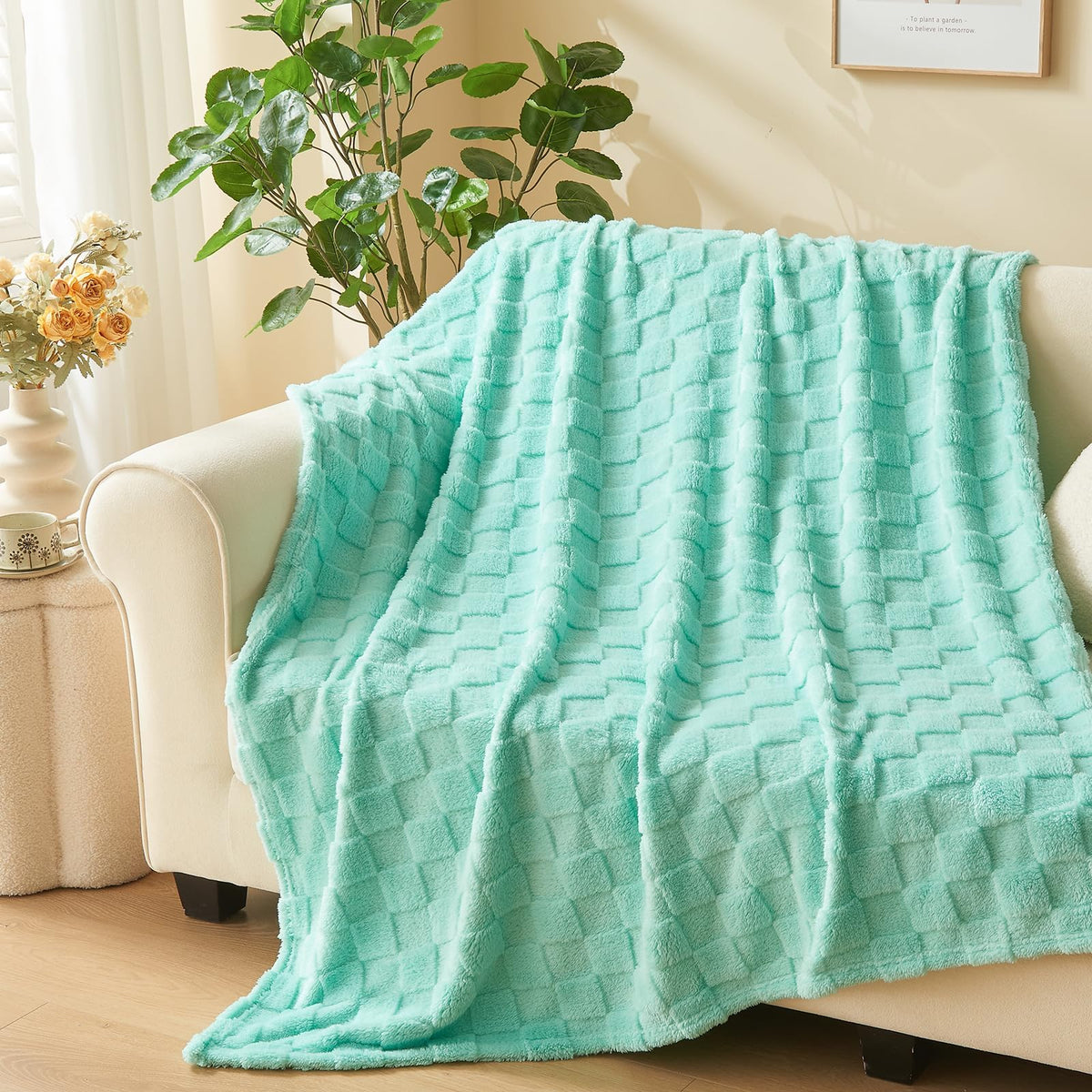 NEWCOSPLAY 3D Checkered Flannel Throw Blanket, Ivory Checkered, 50"x70"