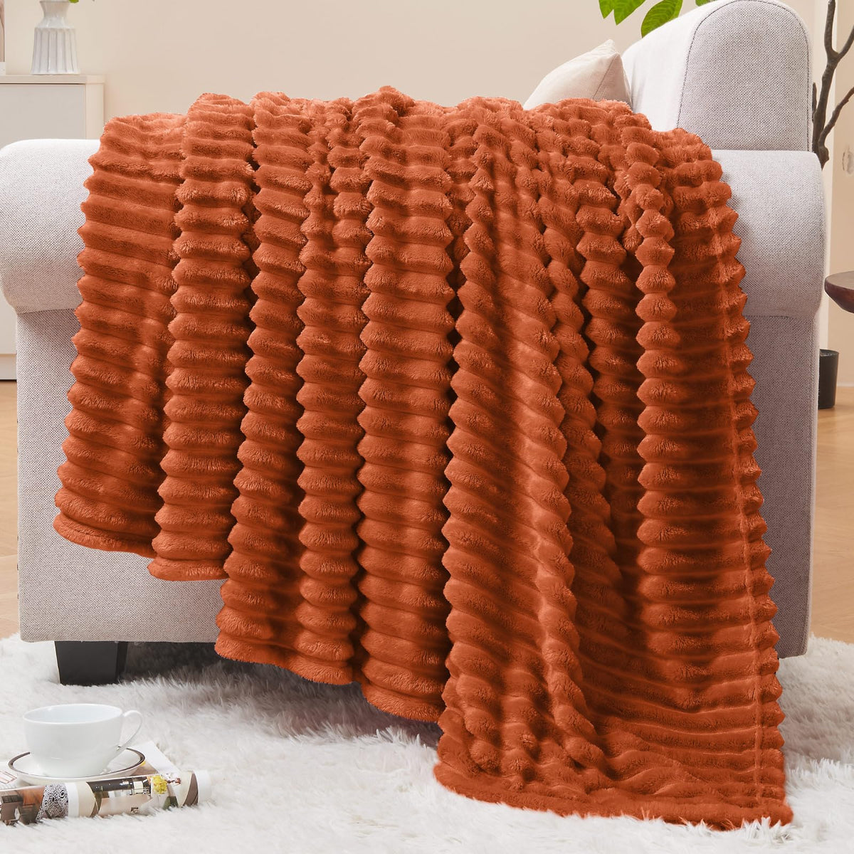 BEDELITE 3D Ribbed Jacquard Pink Fleece Throw Blanket for Couch, 50x60 Inch