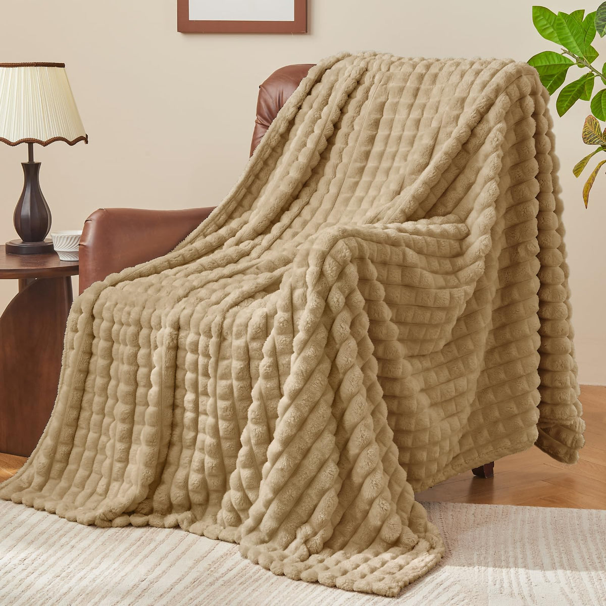 BEDELITE Buffalo Plaid Flannel Fleece Throw Blanket for Couch
