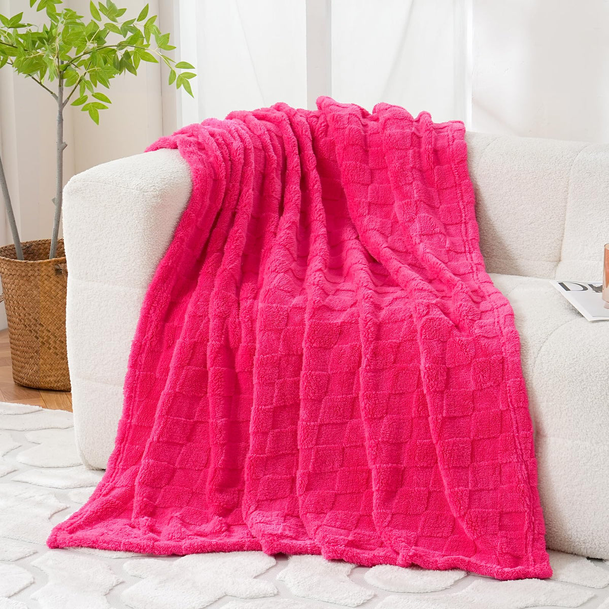 Deep Purple Fleece Throw Blanket 50”×60”Checkered Design for Couch