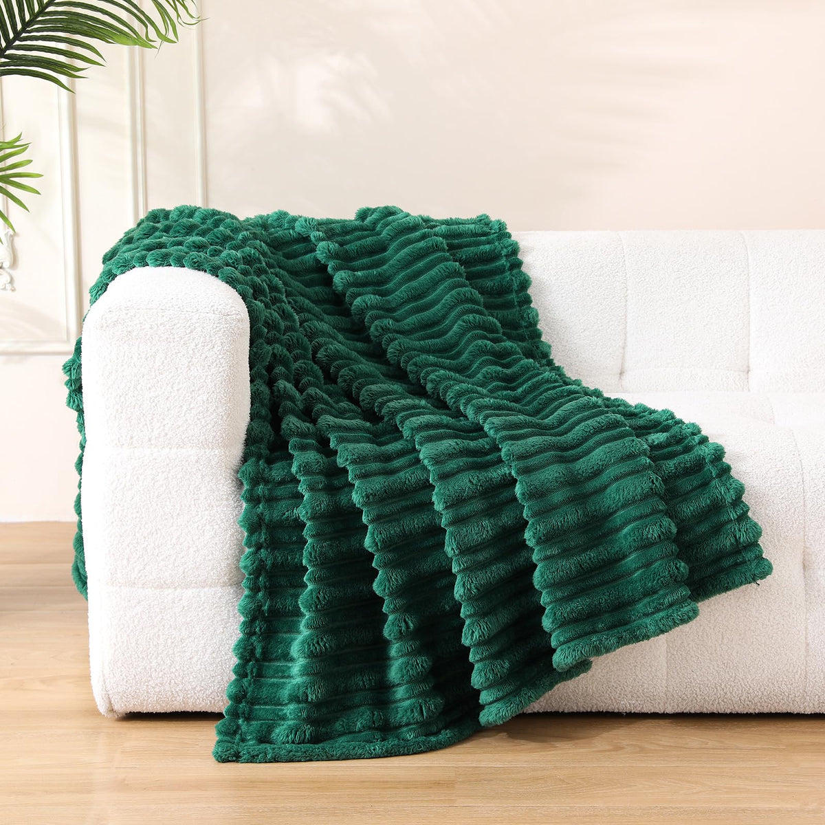 Puncuntex Burnt Orange Soft Throw Blanket 50"×60" for Couch Cozy 3D Striped
