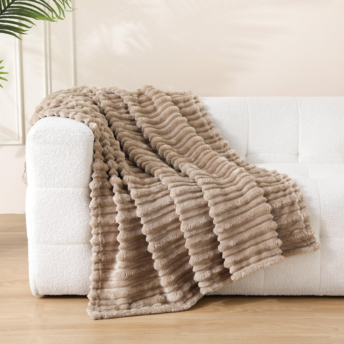 Puncuntex Burnt Orange Soft Throw Blanket 50"×60" for Couch Cozy 3D Striped