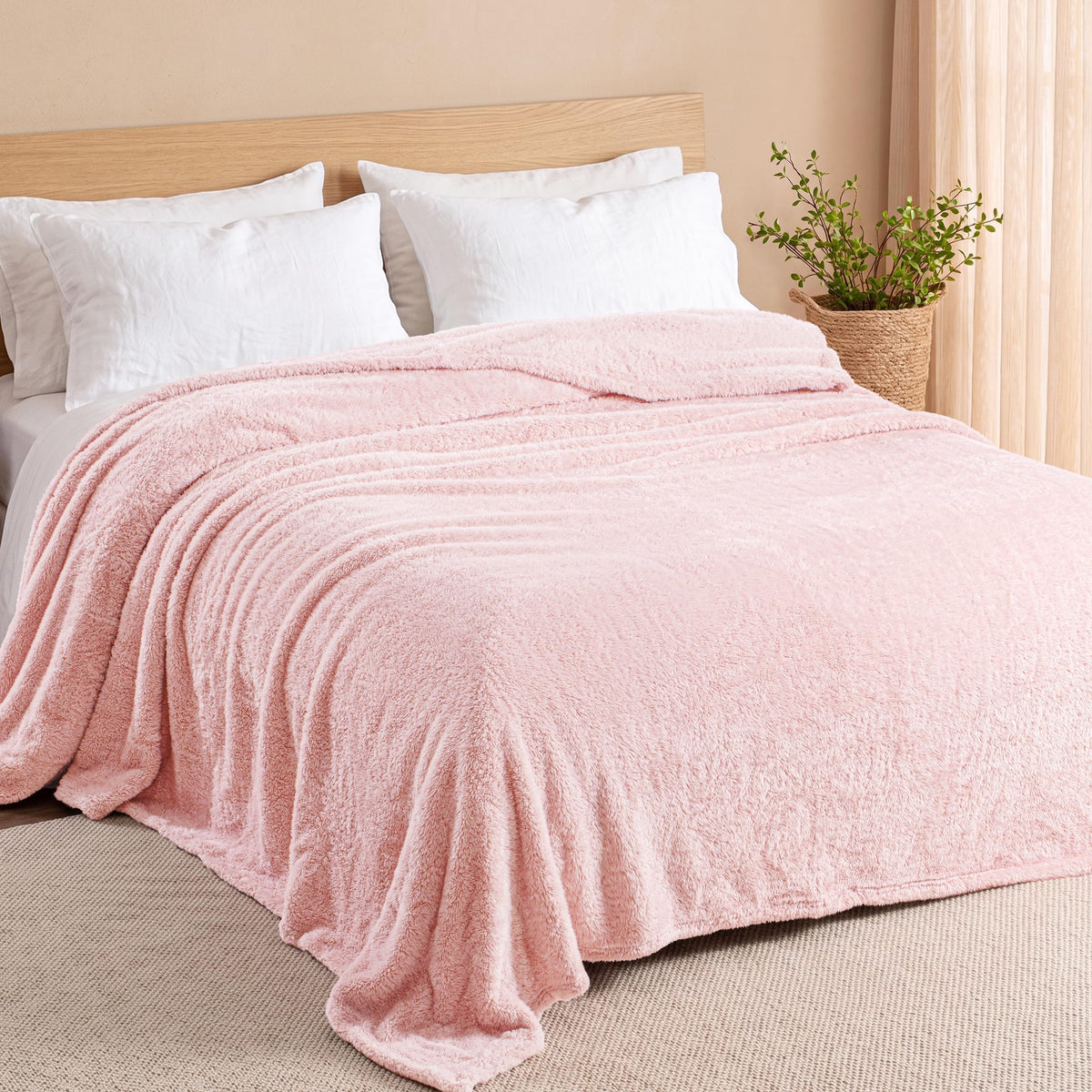 Exclusivo Mezcla Fuzzy Large Fleece Throw Blanket for Couch, Dusty Pink