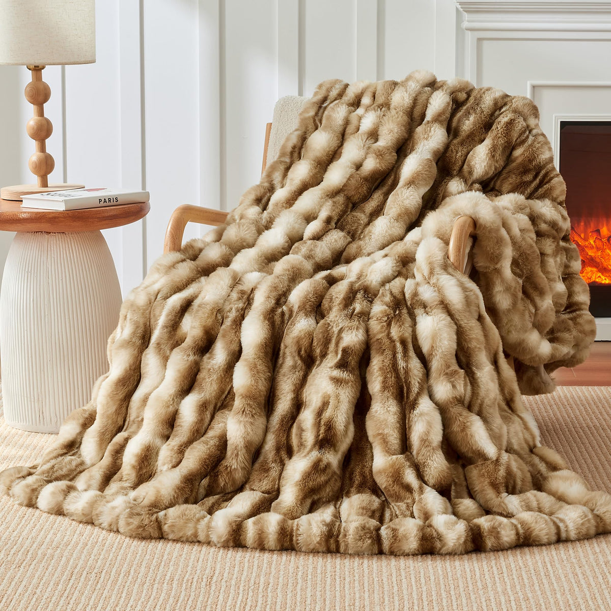Touchat Luxury 1000GSM Faux Rabbit Fur Throw Blanket, Super Heavy Warm Cozy Blankets for Couch Bed Sofa, Bubble Plush Fuzzy Elegant Soft Mink Blanket for Mom Living Room Bedroom, Cream White