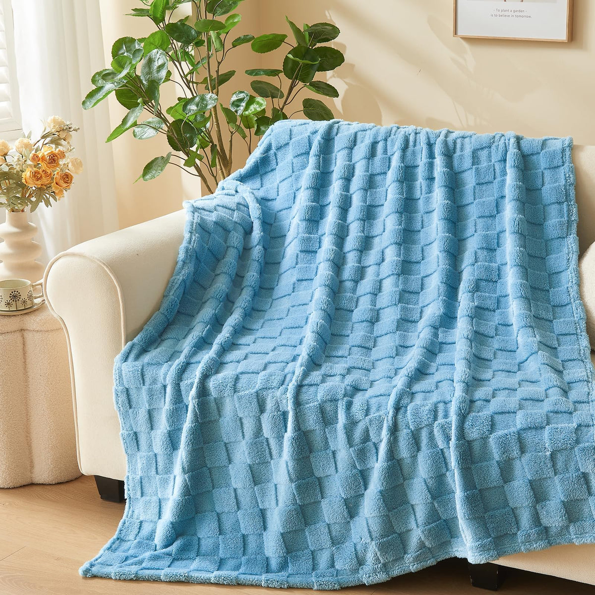 NEWCOSPLAY 3D Checkered Flannel Throw Blanket, Ivory Checkered, 50"x70"