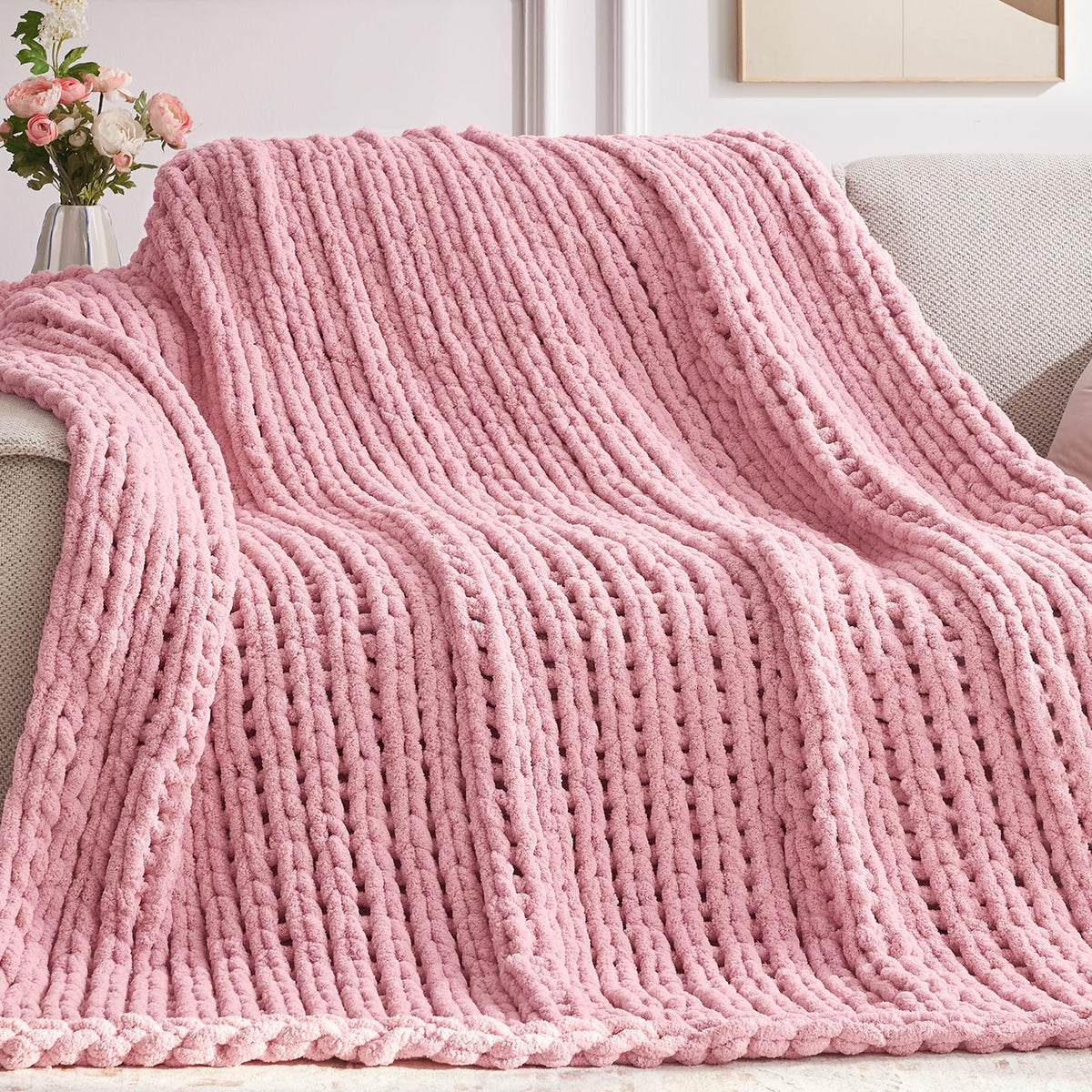 Negwoo Chunky Knit Throw Blanket, Knitted Throw Chenille Yarn, 50"*60"