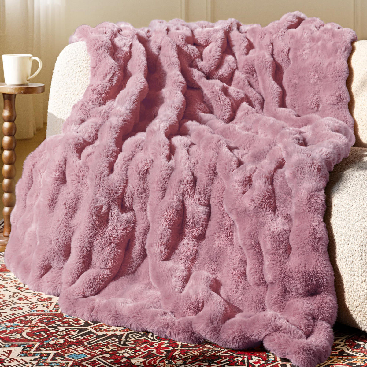 Ultra Soft Cozy Faux Fur Throw Blanket, Fuzzy Plush Thick Bubble Blanket, Luxury Fluffy Blanket for Couch, Sofa, Bedroom, and Living Room, 50x60 Inches, Cream White