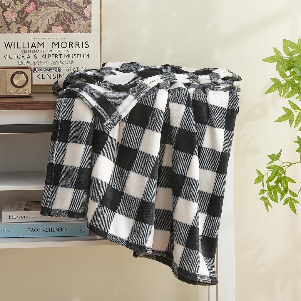 BEDELITE Buffalo Plaid Flannel Fleece Throw Blanket for Couch