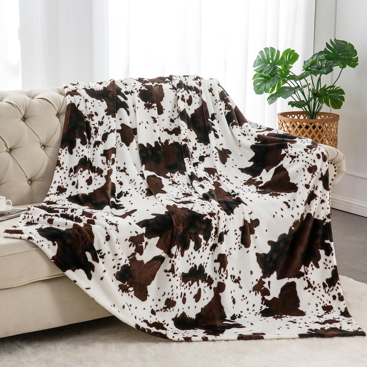 BEDELITE Fleece Blanket Soft Plush Throw for Couch Black 50"x60"