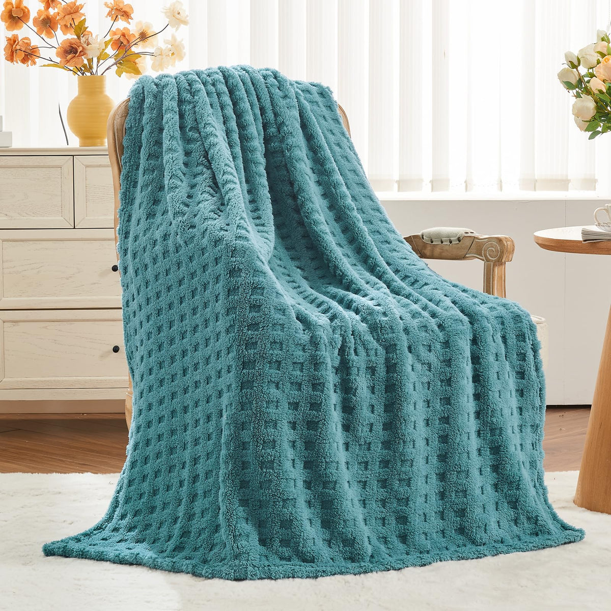 NEWCOSPLAY 3D Checkered Flannel Throw Blanket, Ivory Checkered, 50"x70"